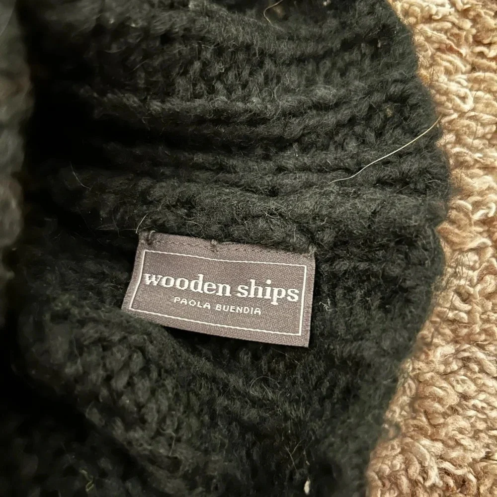 N/A black knit